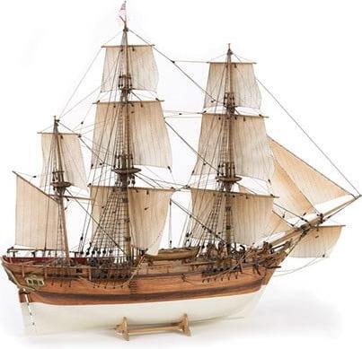 Actual product image Billing Boats Bounty - Wooden Hull (428333)