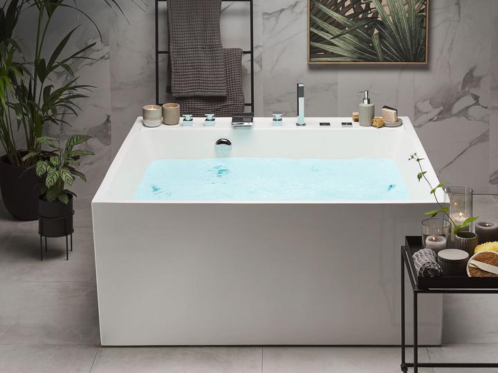 Produktbild Beliani Whirlpool Badewanne freistehend weiss quadratisch 130 x 130 cm TAHUA (339 l, 130 cm)