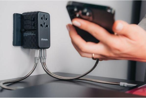 Actual product image Verbatim Universal travel adapter