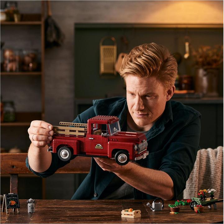 Image du produit LEGO Pickup (10290, LEGO Creator Expert, LEGO difficiles à trouver)