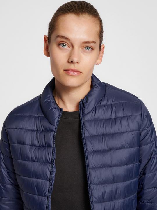 Actual product image hummel Red Quilted Jacket Woman (XS)