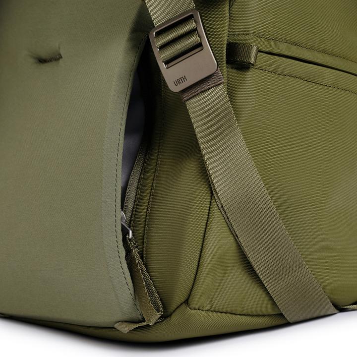 Produktbild Urth Arkose 20L Backpack + Camera Insert (Green) (Kamera Schultertasche)
