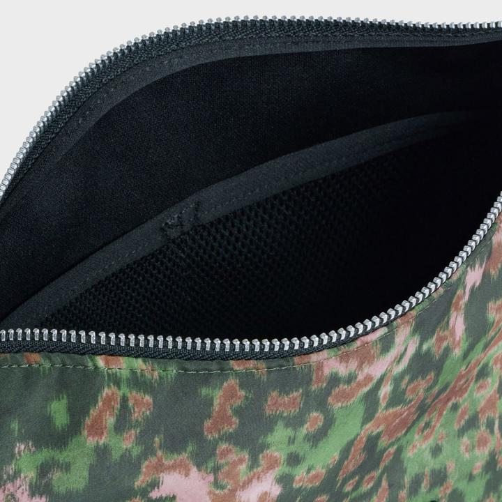 Actual product image Wouf Shoulder bag 30 cm