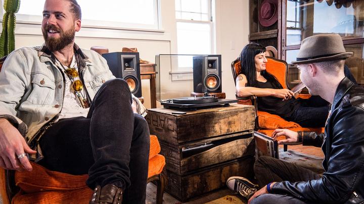 Actual product image Klipsch R-15PM Vinyl (Bluetooth, 1x 100 W)