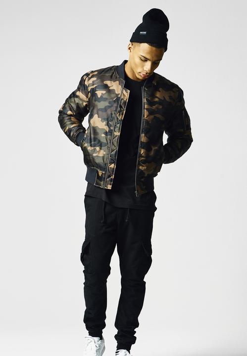 Produktbild Urban Classics Camo Basic Bomber Jacket (S)