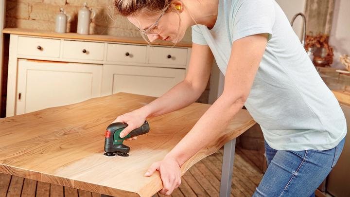 Produktbild Bosch Home & Garden EasyCurvSander 12 (Exzenterschleifer, 902297 W)