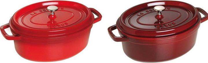Actual product image Staub Roaster oval dark red (29 cm, Casserole + Stewpot, Cast iron)