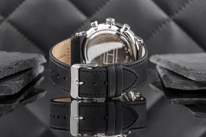 Actual product image Tommy Hilfiger Legend (Analogue wristwatch, 44 mm)