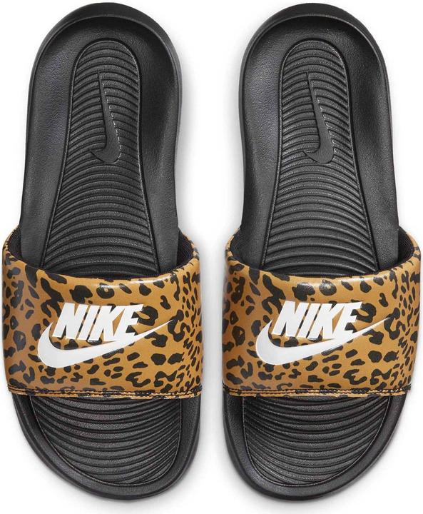 Image du produit Nike VICTORI ONE WOMEN "S PRINT CHUTNEY/WHITE-BLACK Taille : 5 (35.5)