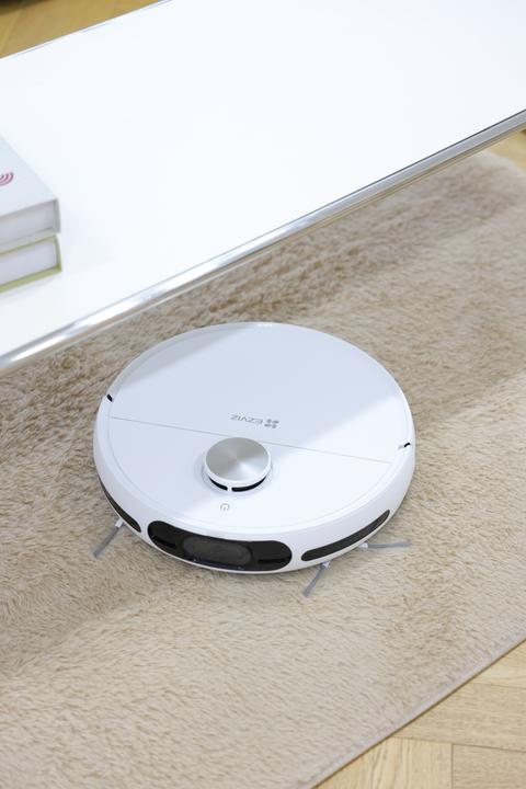 Actual product image EZVIZ RS20 Pro (Vacuum mopping robot)