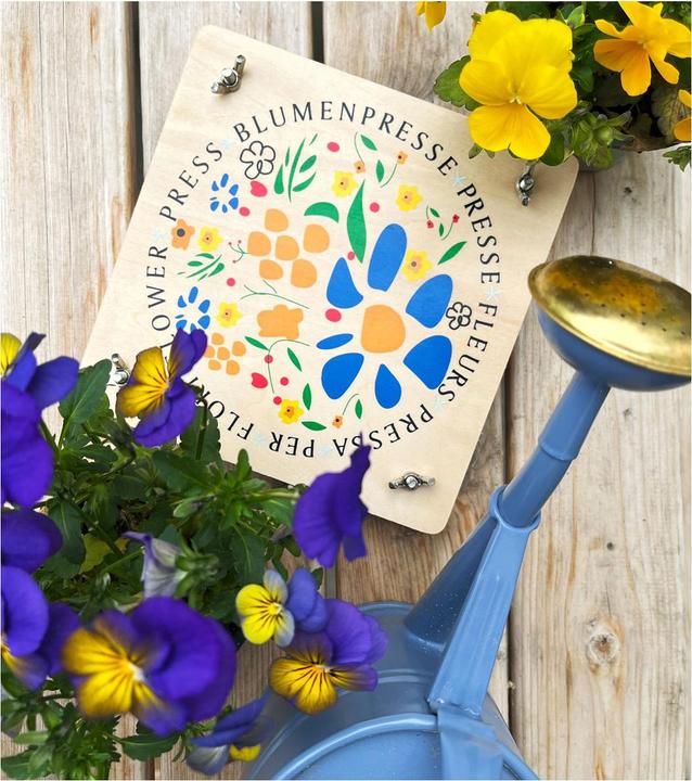 Produktbild small foot Blumenpresse