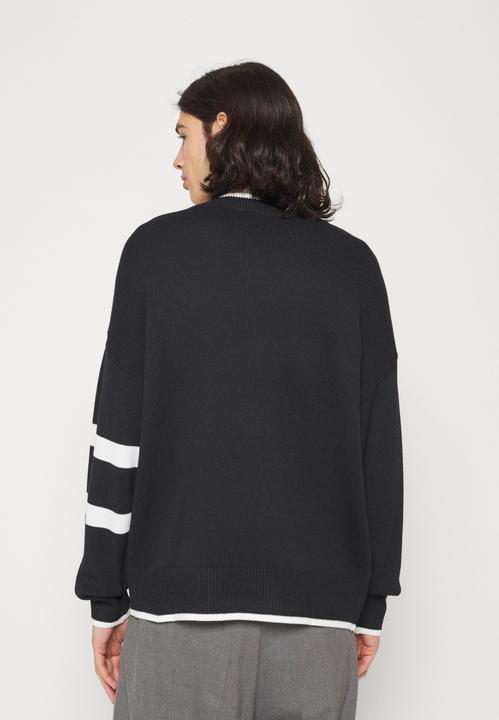 Produktbild Nike NSW Trend Sweater - 122645 (L)