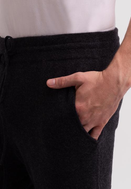 Actual product image Cash-Mere Kaschmir Trainerhose (XXL)