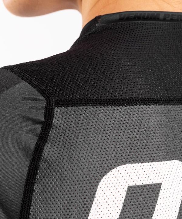 Image du produit Venum ONE FC Impact Rashguard (M, L)