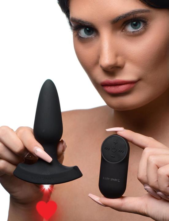 Image du produit XR Brands Laser Heart Small Anal Plug w/ Remote Control