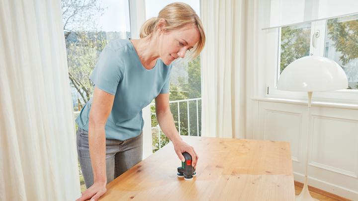 Produktbild Bosch Home & Garden EasyCurvSander 12 (Exzenterschleifer, 902297 W)