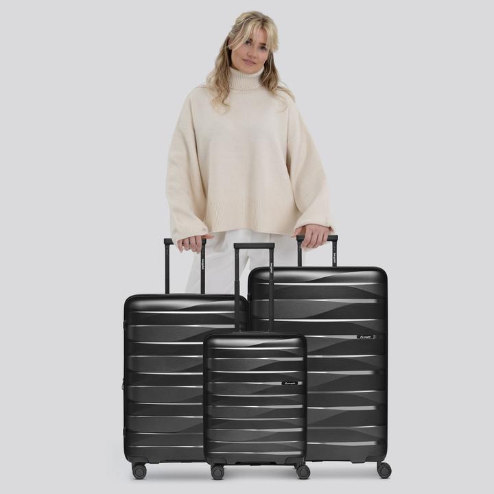 Actual product image Bergpfeil Travel 4-wheel suitcase set, 3-piece, with stretch fold (228 l, XL (from 140l))