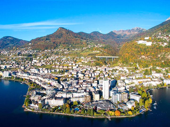 Image du produit Smartbox À la découverte de Montreux avec Freddie Mercury : un tour dédié à la légende du rock (1 pers.)