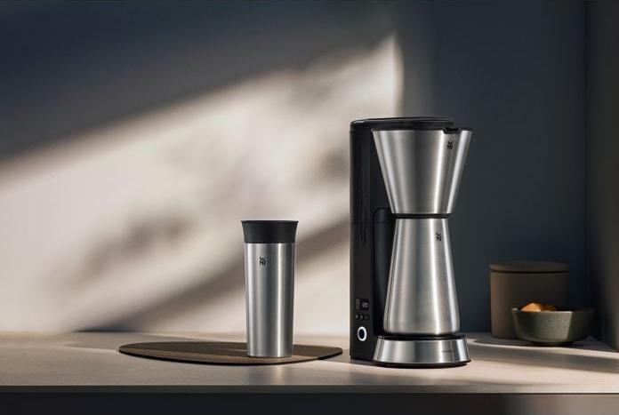 Produktbild WMF Kleine Filterkaffeemaschine Thermoskanne Thermobecher Timer Küchenminis 870W