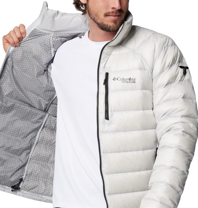 Actual product image Columbia Men's Arctic Crest™ Packable Down Jacket (L)