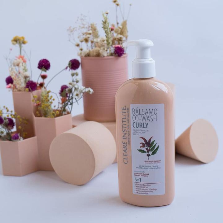 Produktbild Clearé Institute Co-Wash Curly Balsam für definierte Locken Feuchtigkeit und Glanz 330ml (330 ml)