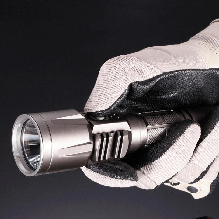 Produktbild Nitecore P25 (16 cm, 960 lm)