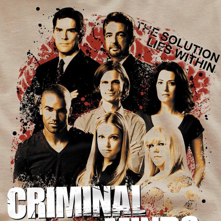 Immagine prodotto Criminal Minds Solution Lies Within Maglietta Uomo (L)