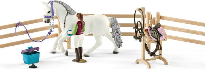 Produktbild Schleich HORSE CLUB Reitschule mit Reiter und Pferden 42389