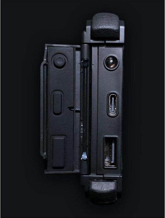 Actual product image DarkEnergy Poseidon Pro (10200 mAh, 18 W, 184 Wh)