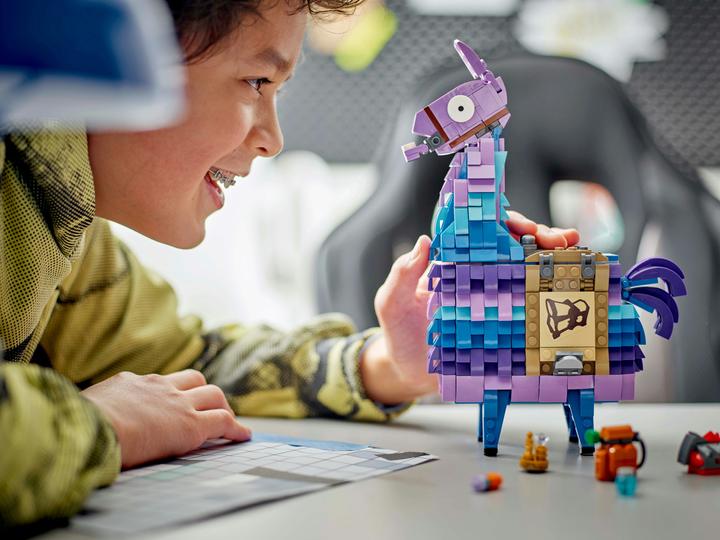 Actual product image LEGO Vorratslama (77071, LEGO Fortnite)