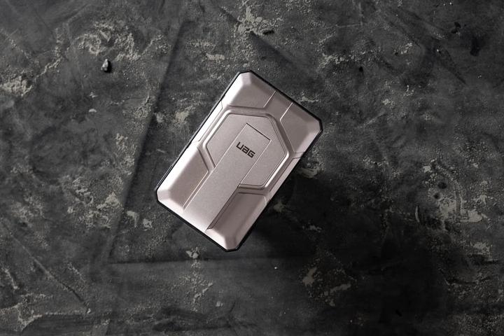 Produktbild UAG Rugged 10000mAh Battey Pack (10000 mAh, 10 W, 37000 Wh)