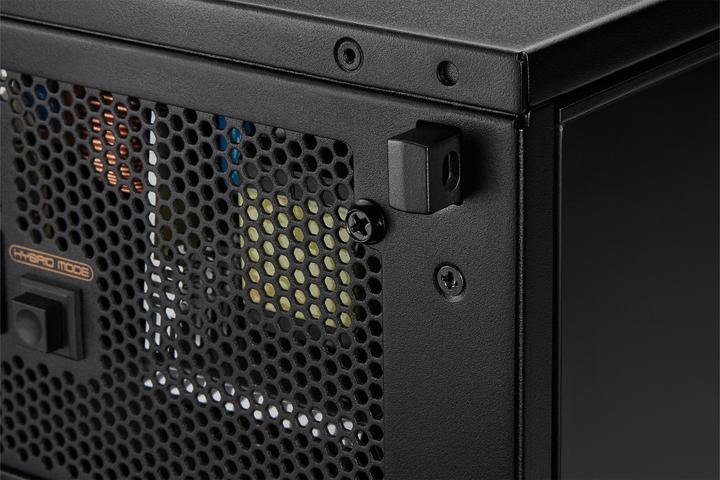 Actual product image Medion Erazer Engineer X30 MD35478 (Intel Core Ultra 7 265, 32 GB, 2000 GB, GeForce RTX 5070)