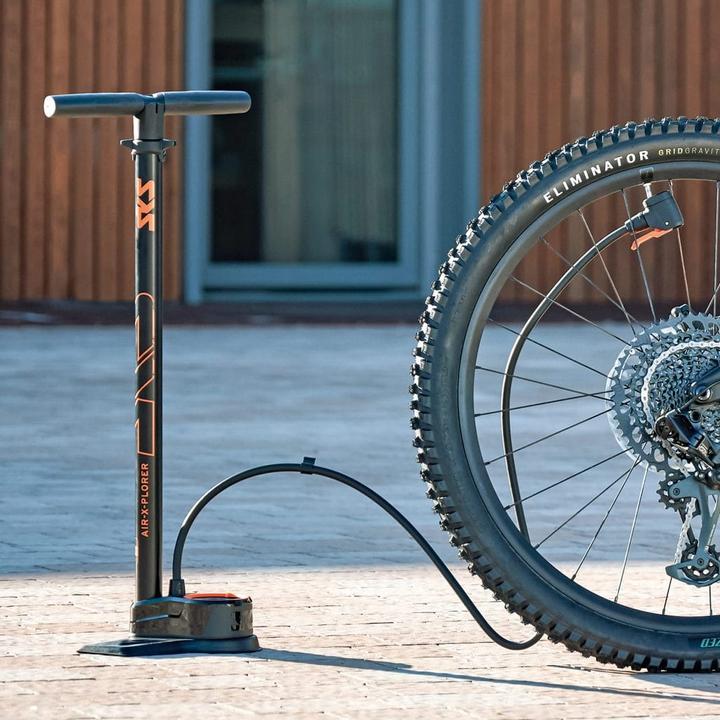 Actual product image SKS Floor pump Air-X-Plorer 10.0 steel