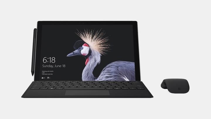 Actual product image Microsoft Surface Pro Type Cover (DE, Docking)