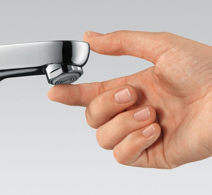 Actual product image hansgrohe Focus single-lever basin mixer 100 with pop-up waste