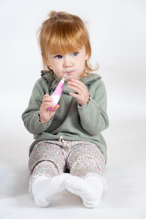 Actual product image Brush-Baby BabySonic (Sonic toothbrush)
