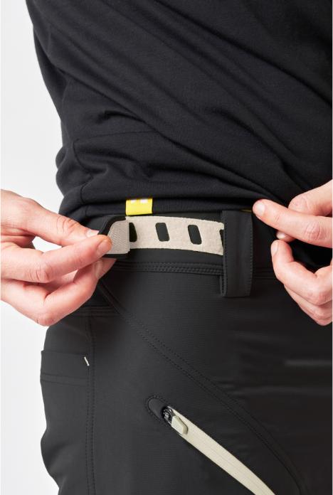 Actual product image dirtlej Trailscout MTB shorts, black, S (S)
