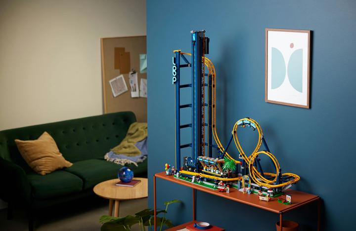 Productafbeelding LEGO Lusvormige achtbaan (10303, LEGO Icons, LEGO Zeldzame Sets)