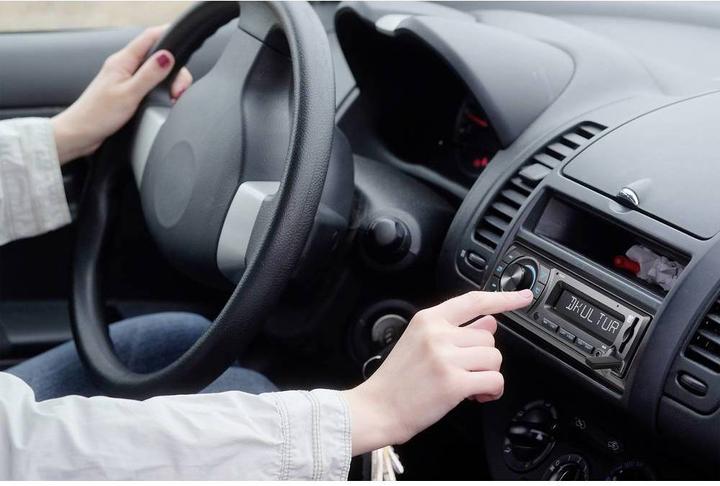 Actual product image Renkforce Car radio