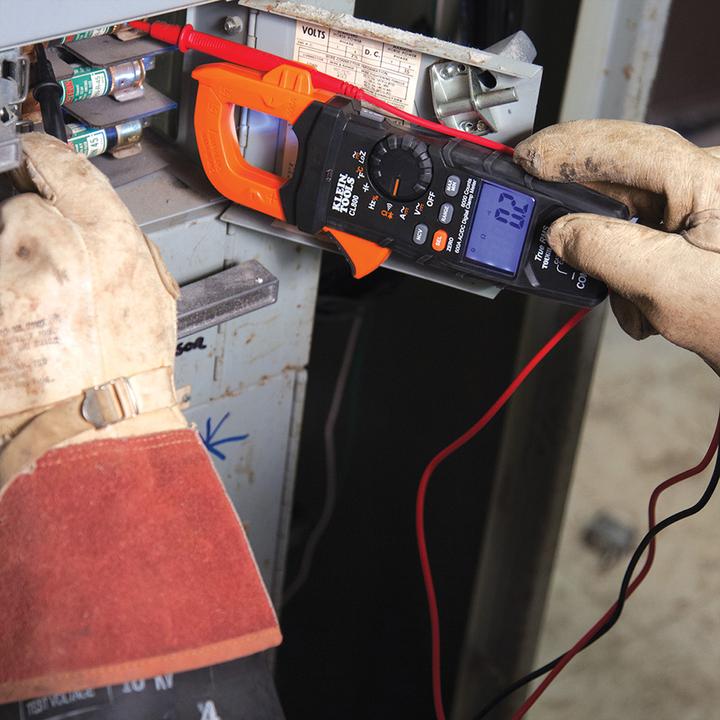 Produktbild Klein Tools CL800 Digitale Stromzange AC/DC mit automatischer Bereichseinstellung (CL800) (CAT IV 600V)