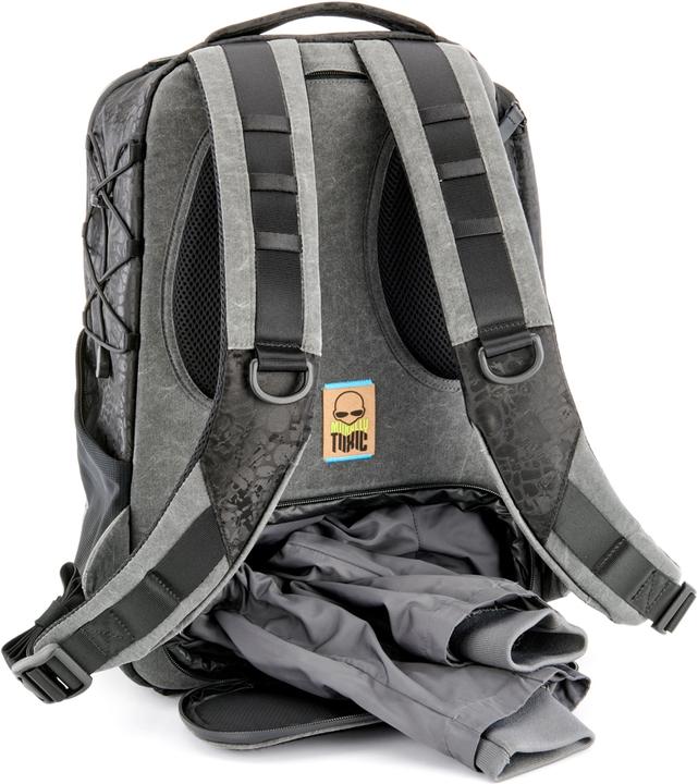 Actual product image 3 Legged Thing Toxic Valkyrie Camera Backpack M Water Resistant "Frog" Pocket Onyx