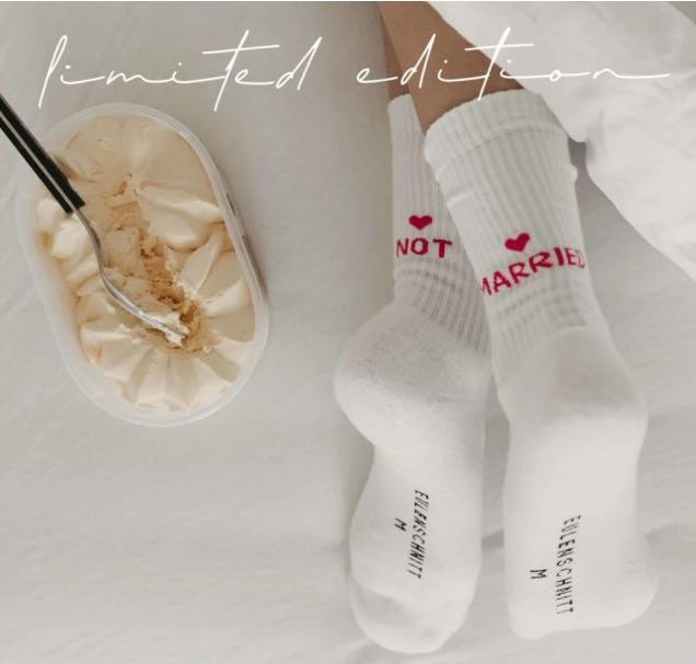 Eulenschnitt Limitierte Socken Not Married - von (35 - 38)