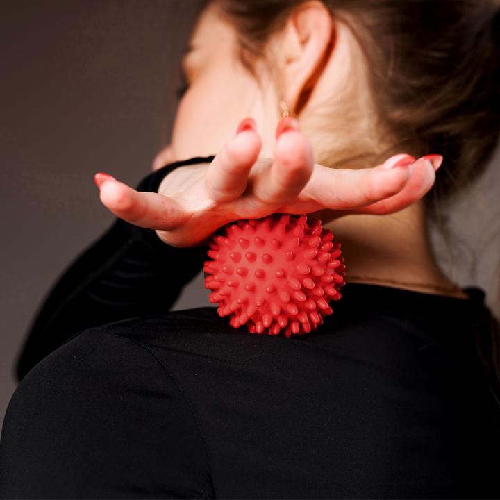 Produktbild Casativo 4 MassagebÃ¤lle mit Noppen in 2 GrÃ¶ssen fÃ¼r Reflexzonenmassage, Ã˜ 9 und 7,5 cm