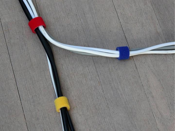 Produktbild Label-the-cable Doppelseitige Klettbandrolle (16 mm)
