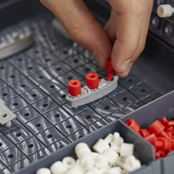Immagine prodotto Hasbro Battleship the classic naval combat game