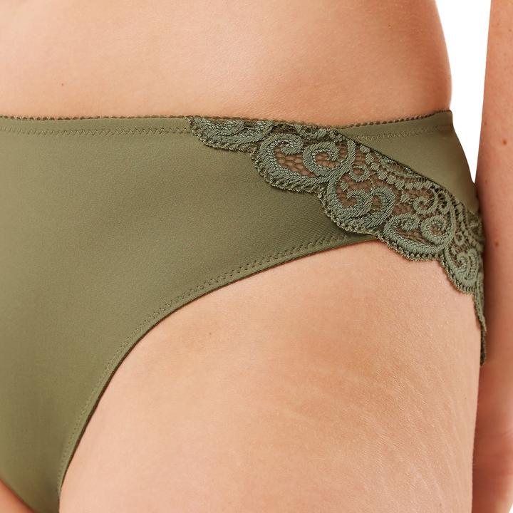 Produktbild Triumph Amourette Tai Slip (38, Einzelpack)