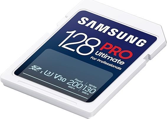 Actual product image Samsung PRO Ultimate with USB card reader (128 GB, SDXC, U3, UHS-I)