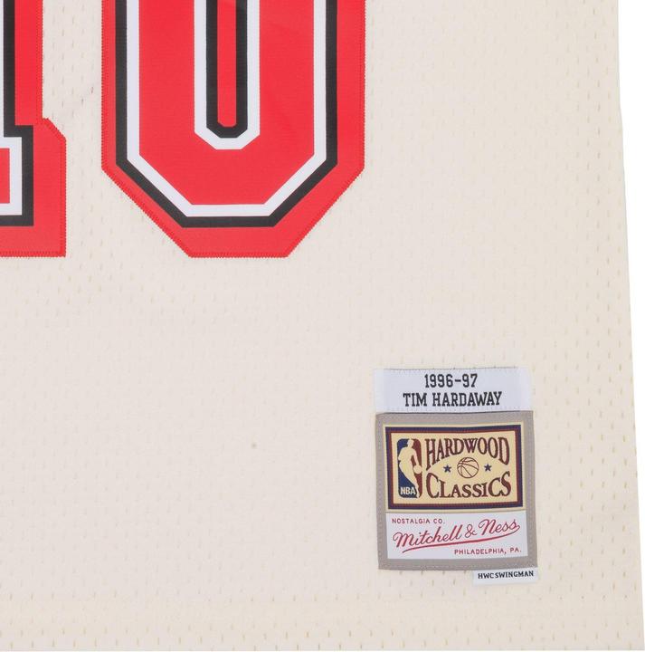 Actual product image Mitchell & Ness Swingman Jersey Miami Heat OFF-WHITE Tim Hardaway - XXL (XXL)