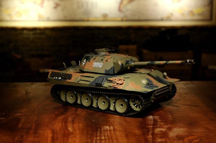 Immagine prodotto Es-toys Carro armato Heng Long RC Panther tedesco Gen.6