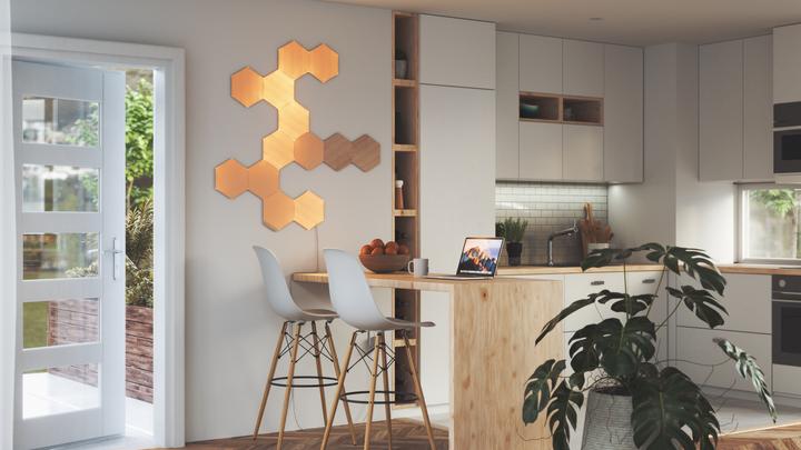 Actual product image Nanoleaf Wood (22 lm)